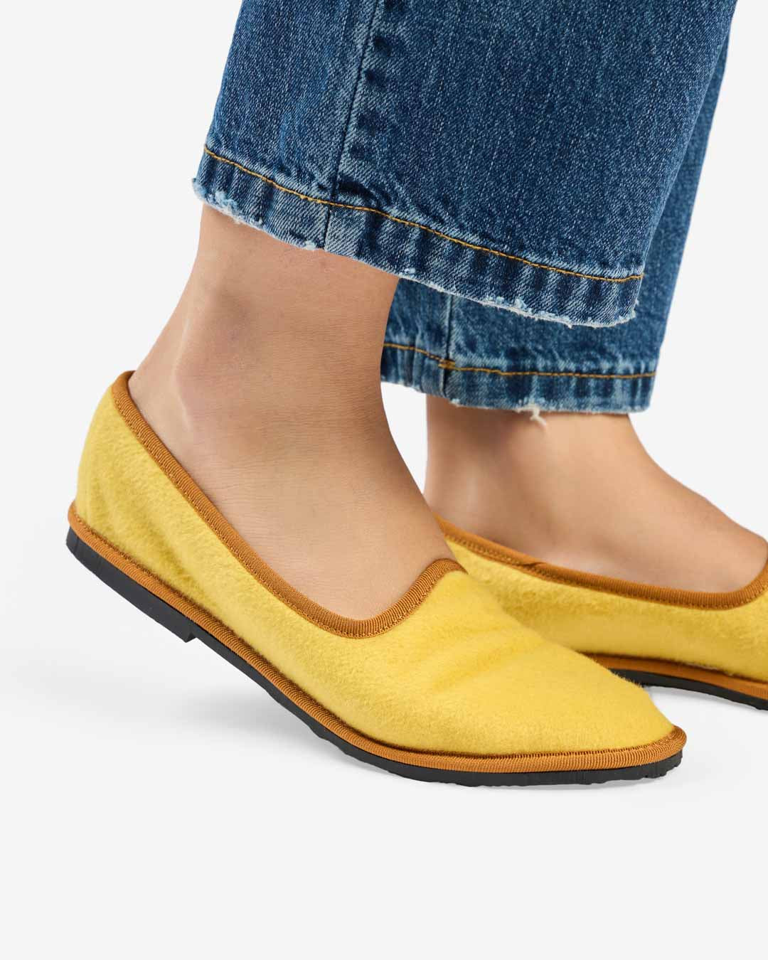 FRIULANE DONNA GIALLO