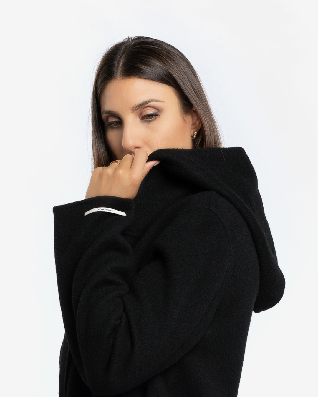 Cappotto lungo con cappuccio in lana e cashmere nero